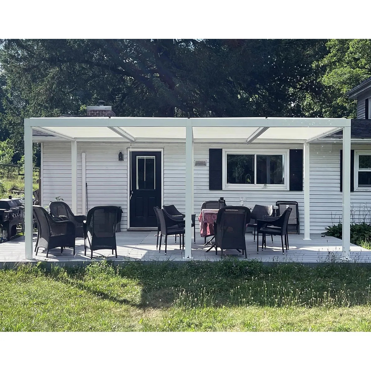 Louvered Pergola Modern White Pergola with Adjustable Roof for Deck Backyard Garden — product view 26